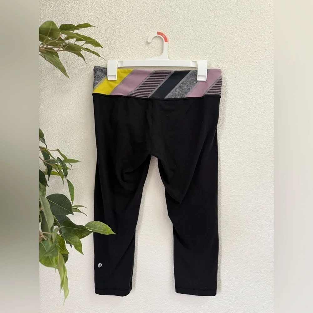 Lululemon Athletica Black Leggings with Colorful Waistband Women’s Size 10